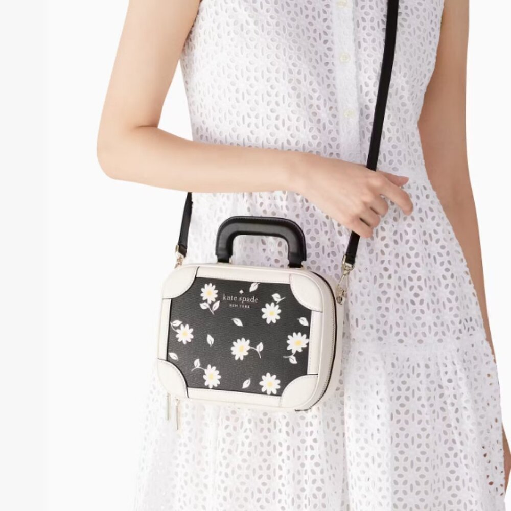 Kate Spade Traveler Trunk Crossbody Bag in Daisy Floral Print - Picture 4 of 7